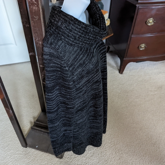 AB Studio Long Cowl Neck Gray Sweater Size XL - Picture 5 of 10